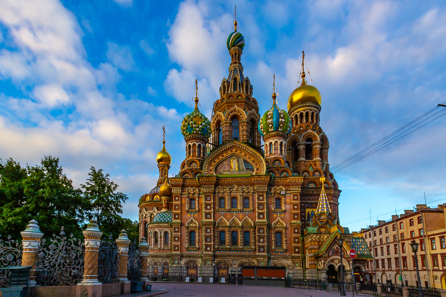 โบสถ์แห่งหยดเลือด (Church of the Savior on Spilled Blood)
