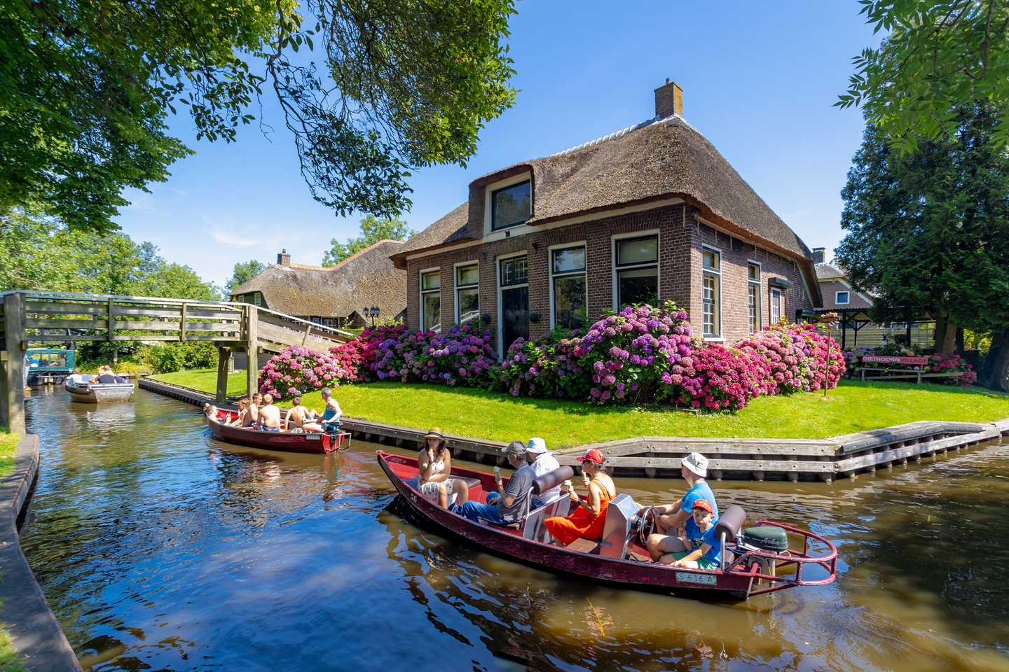 Giethoorn (กีธูร์น)